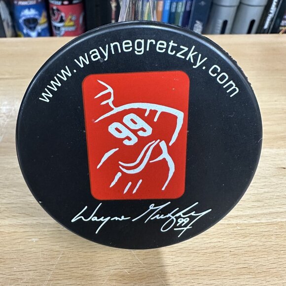 Wayne Gretzky 99 Pepsi Cola Canada Hockey Puck Y2K - Picture 1 of 4